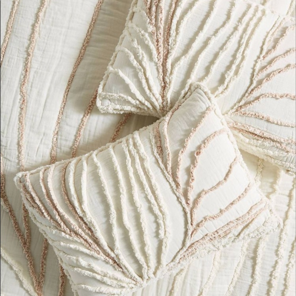 ISO Anthropologie Milo Tufted Shams - Any Size